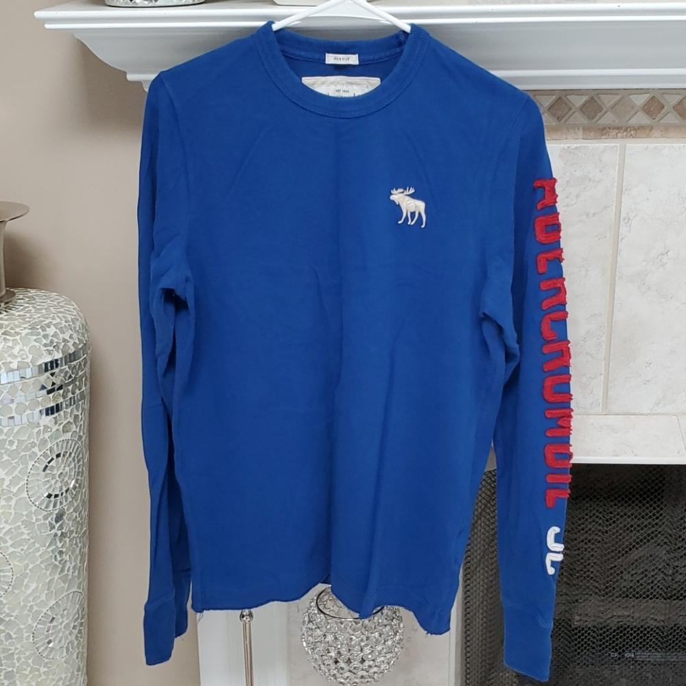 🌟 Men's ABERCROMBIE Royal Blue Long-Sleeve Tee 🌟